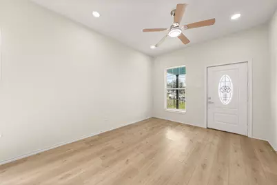 805 Clifton Street, Waco, TX 76704 - Photo 3