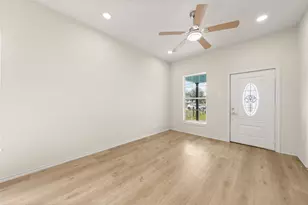 805 Clifton St, Waco, TX 76704 - Photo 3