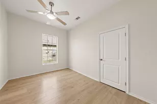 805 Clifton St, Waco, TX 76704 - Photo 13