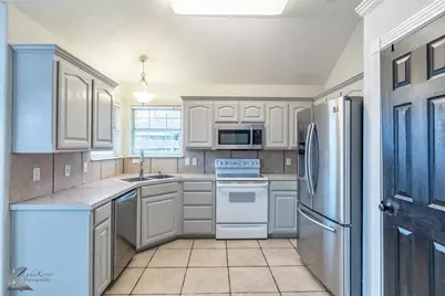 3942 Notre Dame Circle, Abilene, TX 79602 - Photo 9