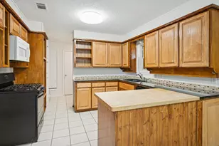 125 Briarwood Dr, Kennedale, TX 76060 - Photo 5