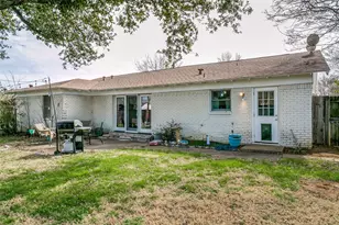209 Linda Ln, Irving, TX 75062 - Photo 13