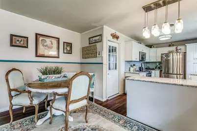 209 Linda Lane, Irving, TX 75062 - Photo 5