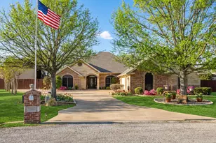 3100 Rim Rock Ct, Granbury, TX 76049 - Photo 1