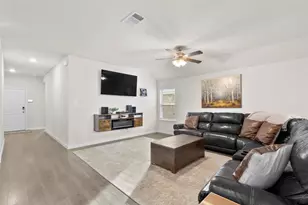 408 Stampede Ln, Princeton, TX 75407 - Photo 5