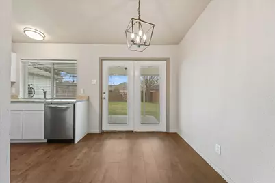 914 Toyah Creek Lane, Garland, TX 75040 - Photo 5