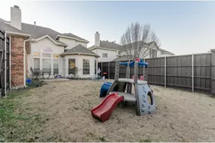 1402 Vineyard Dr, Allen, TX 75002 - Photo 15