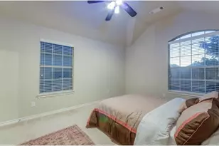 1402 Vineyard Dr, Allen, TX 75002 - Photo 9