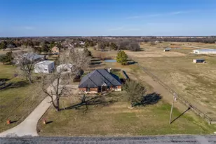 755 Bones Chapel Rd, Whitesboro, TX 76273 - Photo 27