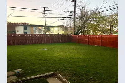 2219 Addington Street, Irving, TX 75062 - Photo 5