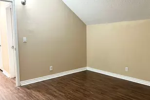 2219 Addington St, Irving, TX 75062 - Photo 19