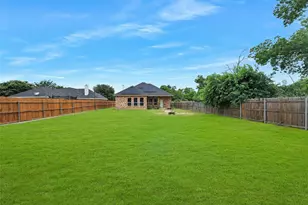 3101 EastCrest Ct, Fort Worth, TX 76105 - Photo 29