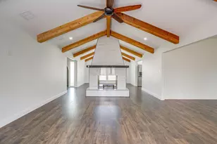 202 S Cummings Dr, Alvarado, TX 76009 - Photo 5