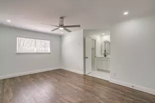 202 S Cummings Dr, Alvarado, TX 76009 - Photo 9