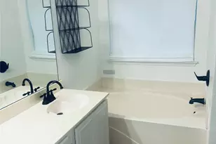 702 Kristi Ln, Cedar Hill, TX 75104 - Photo 15