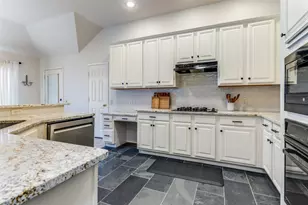 2908 Dunbar Dr, McKinney, TX 75072 - Photo 13