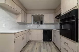 7325 Normandy Rd, Fort Worth, TX 76112 - Photo 19