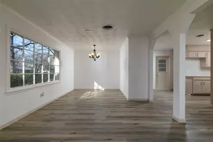 7325 Normandy Rd, Fort Worth, TX 76112 - Photo 7