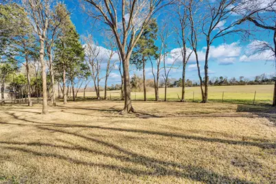 1309 Oak Creek Drive, Ennis, TX 75119 - Photo 37