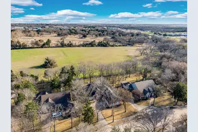 1309 Oak Creek Drive, Ennis, TX 75119 - Photo 39