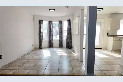 518 Nightshade Drive, Arlington, TX 76018 - Photo 5