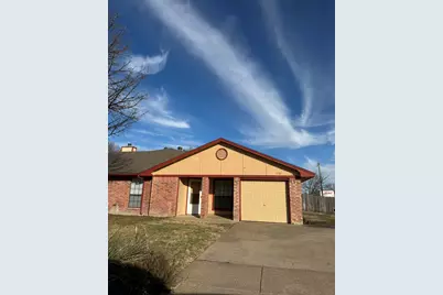 4500 Spinnaker Court, Fort Worth, TX 76135 - Photo 1