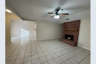 4500 Spinnaker Court, Fort Worth, TX 76135 - Photo 3