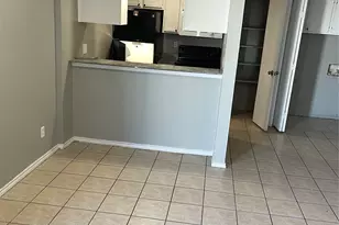 9520 Royal Ln, Dallas, TX 75243 - Photo 15