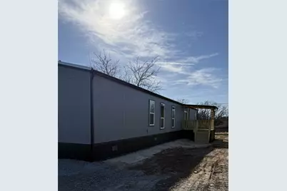 1521 Lark Court, Azle, TX 76020 - Photo 3