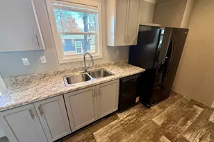 1521 Lark Ct, Pelican Bay, TX 76020 - Photo 9