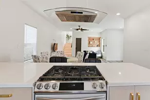 521 York St, Athens, TX 75751 - Photo 15