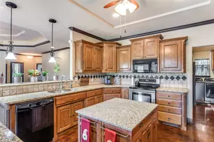 143 Gibson Ln, Weatherford, TX 76088 - Photo 17