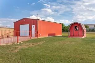 143 Gibson Ln, Weatherford, TX 76088 - Photo 33