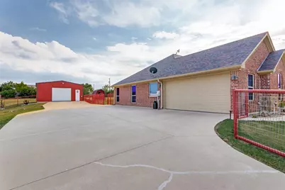 143 Gibson Lane, Weatherford, TX 76088 - Photo 7