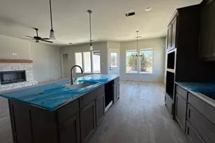 409 Hayden Faith Ct, Springtown, TX 76082 - Photo 13