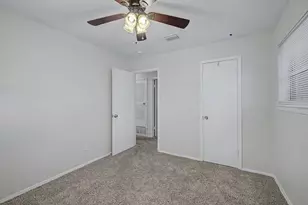 313 NW Jayellen Ave, Burleson, TX 76028 - Photo 21