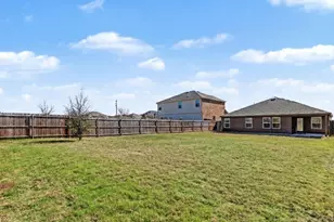 1001 Alton Dr, Aubrey, TX 76227 - Photo 27