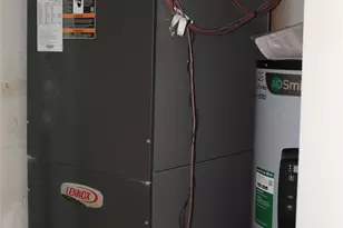 5909 Excalibur Dr, Garland, TX 75044 - Photo 17