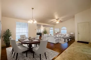 5909 Excalibur Dr, Garland, TX 75044 - Photo 3