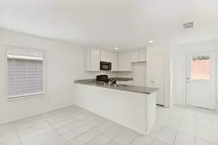9017 Thrasher Trl, McKinney, TX 75071 - Photo 9