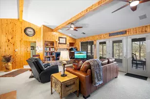 11249 Hamrick Lake Rd, Winona, TX 75792 - Photo 7