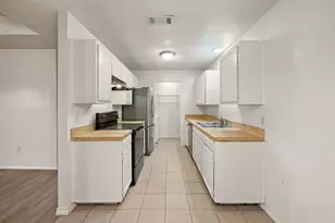 6630 Parkview Ln, North Richland Hills, TX 76182 - Photo 13