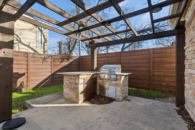 1018 S Waverly Drive, Dallas, TX 75208 - Photo 23