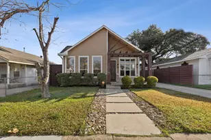 1018 S Waverly Dr, Dallas, TX 75208 - Photo 1