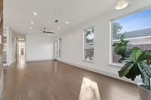 1018 S Waverly Dr, Dallas, TX 75208 - Photo 3