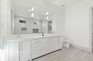 1018 S Waverly Dr, Dallas, TX 75208 - Photo 17