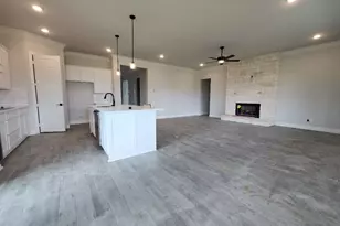 12117 Clastic Ct, Krum, TX 76249 - Photo 9
