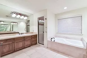 3604 Lake Champlain Dr, Arlington, TX 76016 - Photo 29