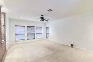 3604 Lake Champlain Dr, Arlington, TX 76016 - Photo 23