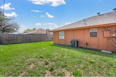 6630 Parkview Lane, North Richland Hills, TX 76182 - Photo 23